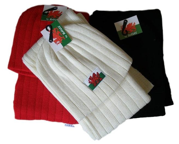 Beckham Welsh Wales Hat & Scarf Set